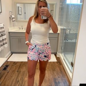Lily Pulitzer Scallop Shorts 8 Pink